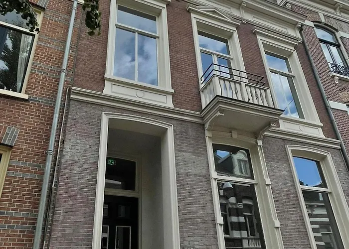 Naest - Authentic Escapes House Apartament *