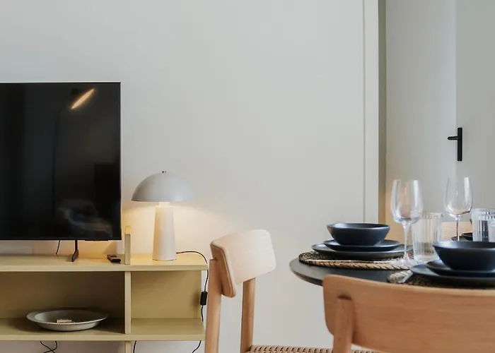 Naest - Authentic Escapes House Apartament *