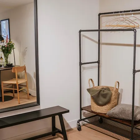 Naest - Authentic Escapes House Апартаменты