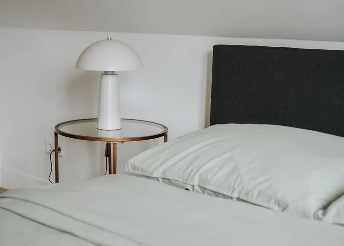 Naest - Authentic Escapes House Апартаменты *