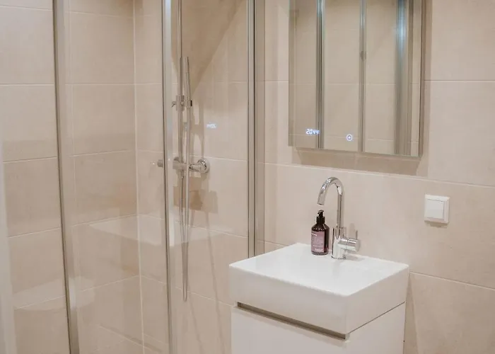 Naest - Authentic Escapes House * Неймеген